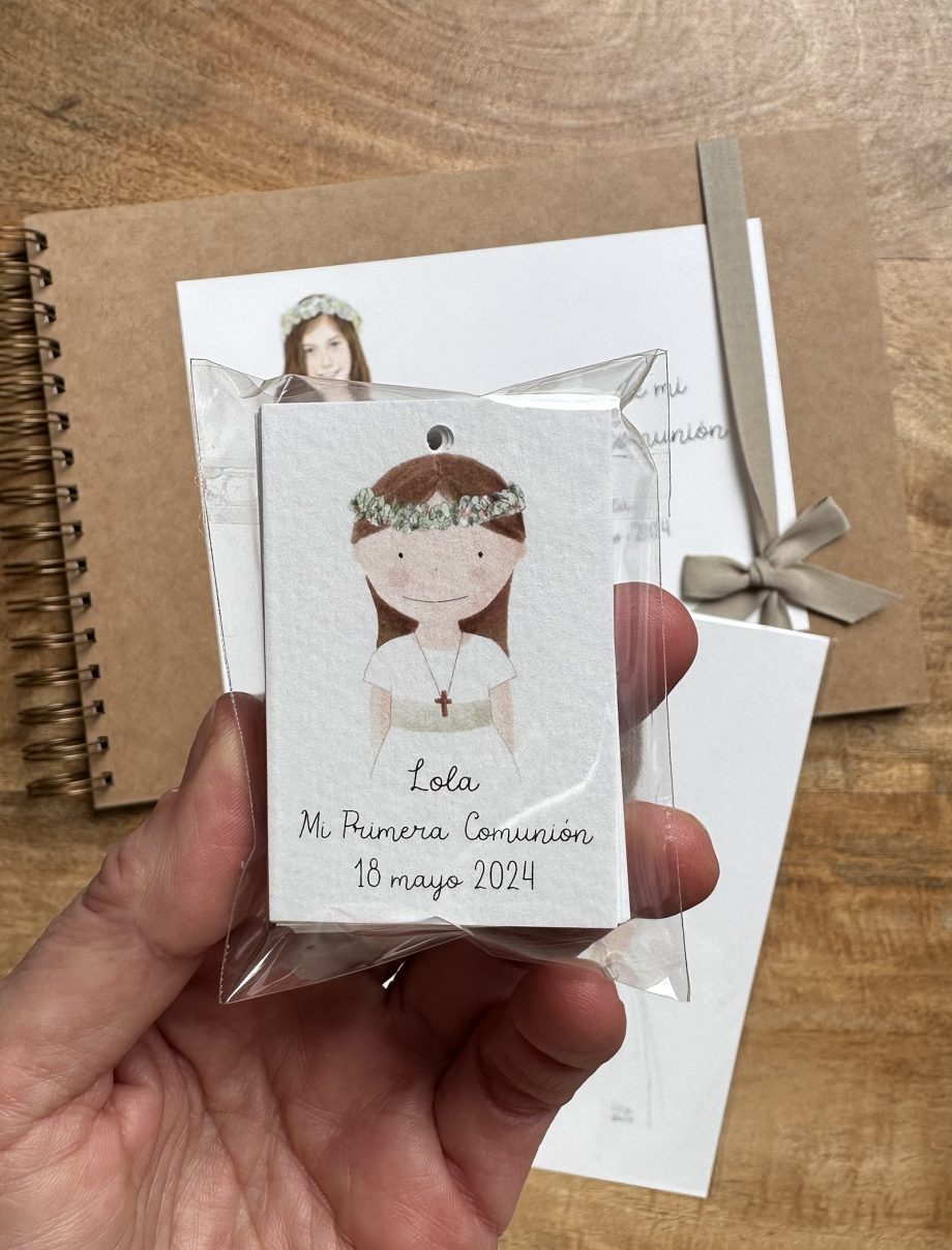 ETIQUETAS y PEGATINAS. Modelos de colección comunión NIÑA.