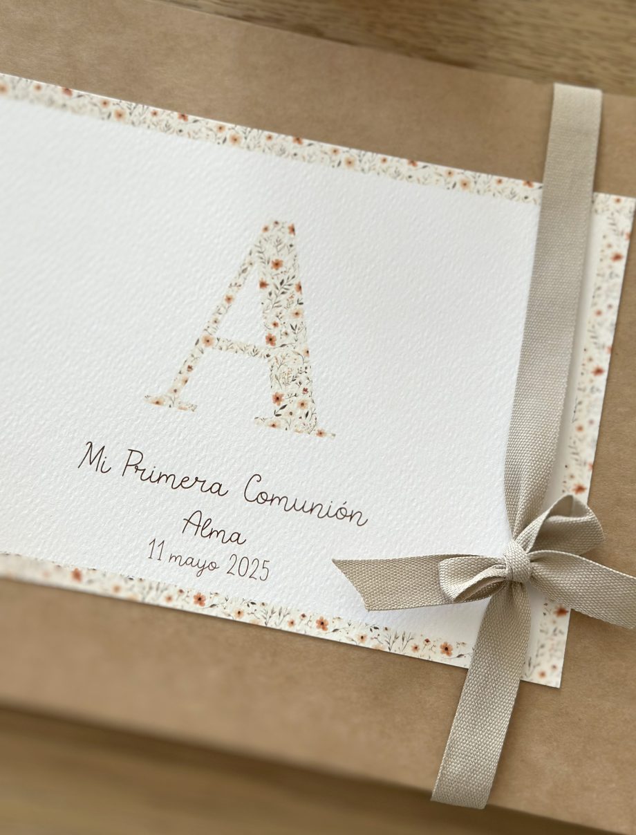 Libro de primera comunión. Colección INICIAL NATURA. NIÑO-NIÑA.