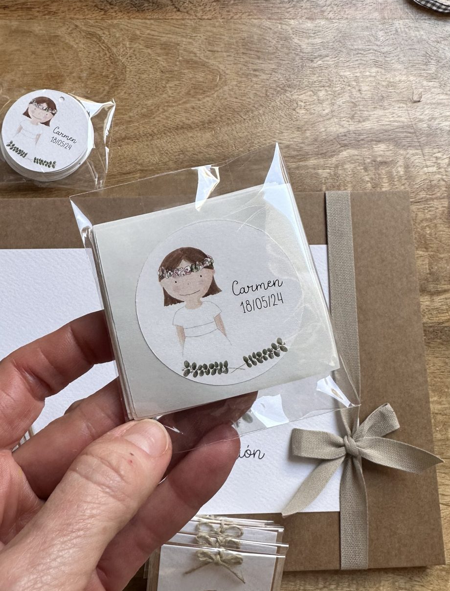 ETIQUETAS y PEGATINAS. Modelos de colección comunión NIÑA.